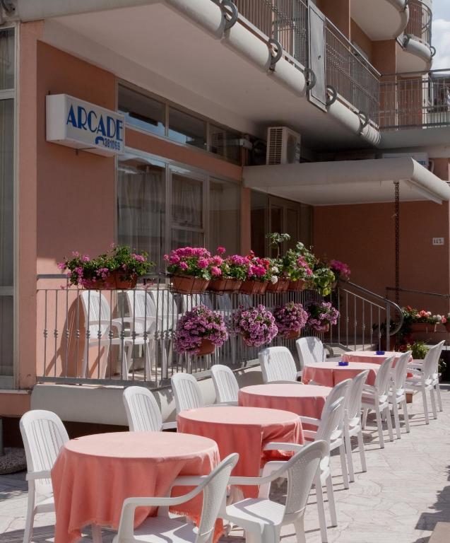 Hotel Arcade Rimini Exterior photo